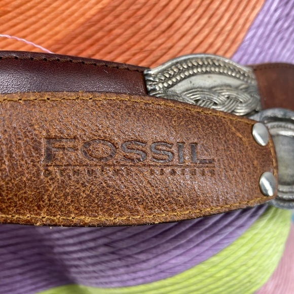 Fossil Sz Small Brown Silver Leather Concho Belt - Picture 5 of 8